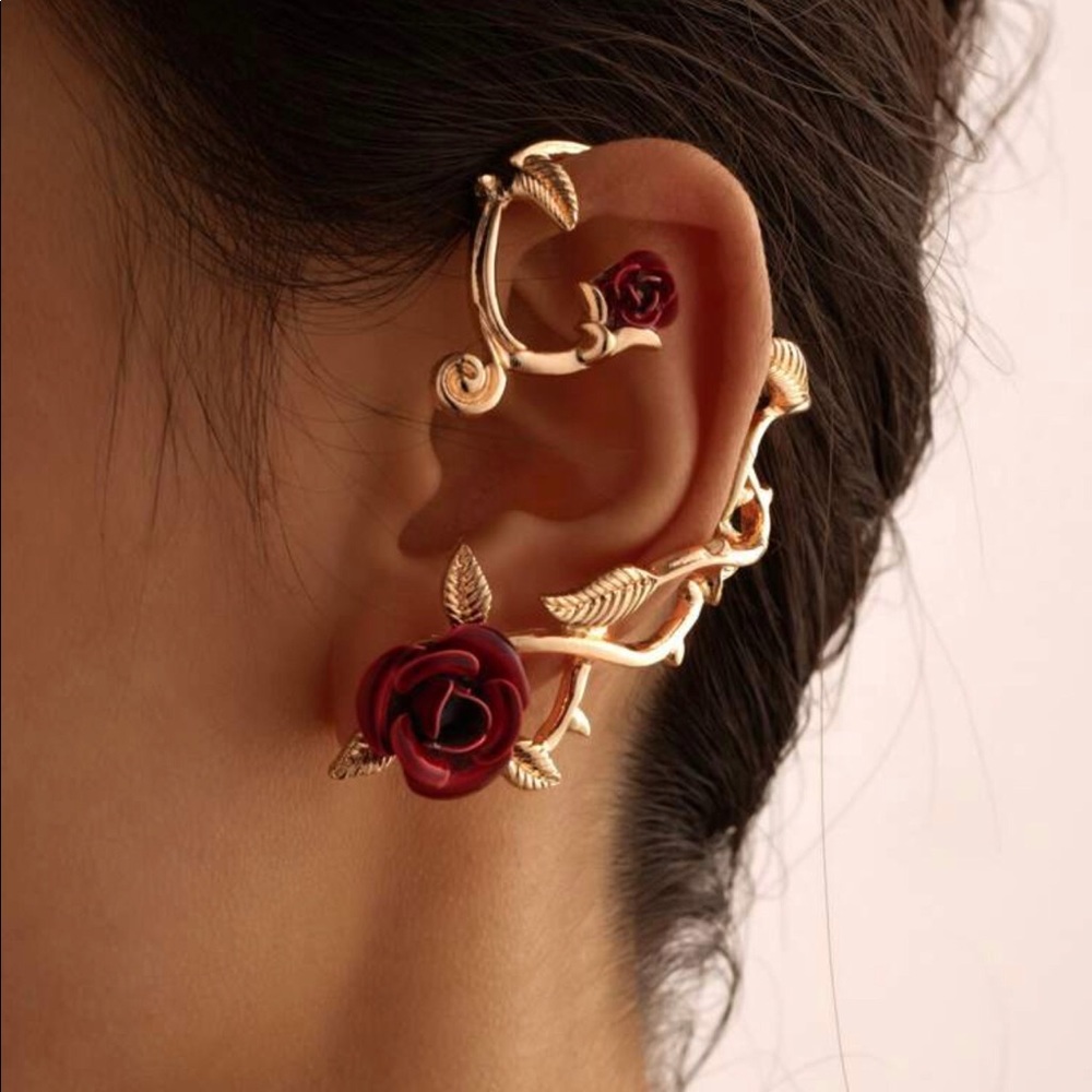 FANTASY STYLE GOLDEN CUFF ONE PIECE ROSE